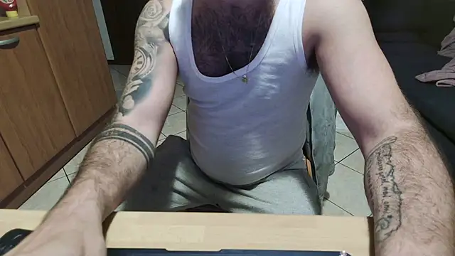 maialinofriuli online show from 10/10/25, 10:32