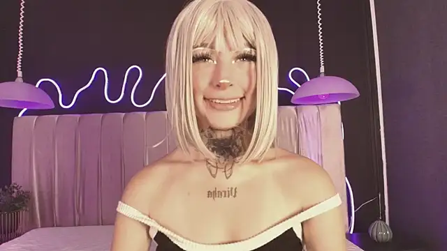 Zhally Dee online show from 03/24/26, 07:25