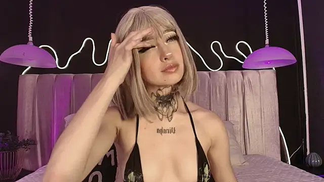 Zhally Dee online show from 02/12/26, 07:46