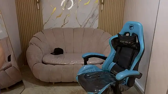  wendy b online show from 10/31/25, 03:03