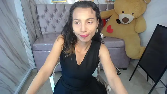 Snapshot of _wendy_b chatting on 03/12/25, 07:58  wendy b online show from 03/12/25, 07:58