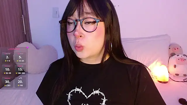 Oliviargf online show from 12/14/25, 11:43