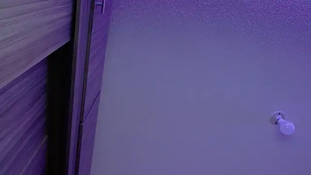 Snapshot of Oliviargf chatting on 11/02/25, 03:33 Oliviargf online show from 11/02/25, 03:33