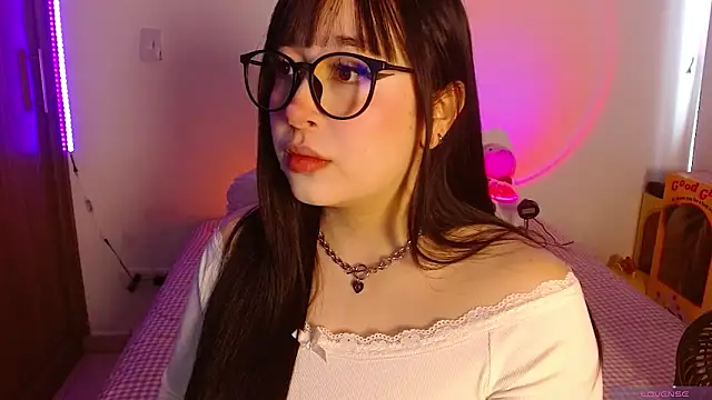 Oliviargf online show from 03/07/26, 12:21