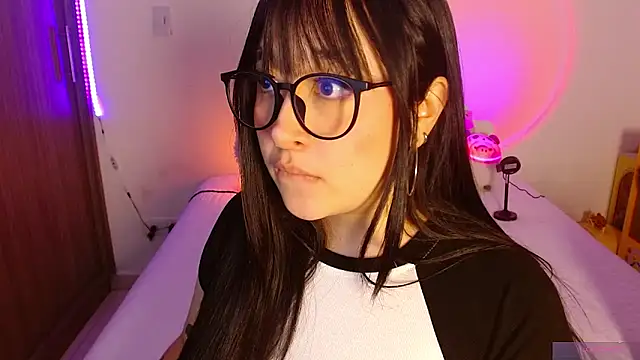 Oliviargf online show from 05/02/26, 01:11