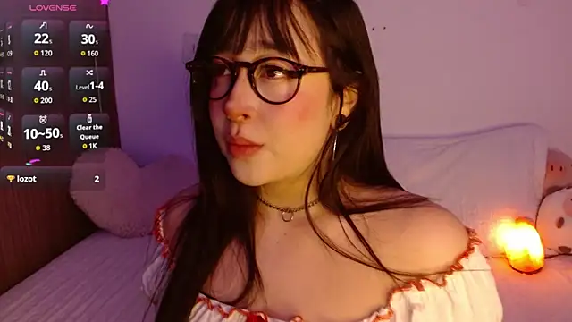 Oliviargf online show from 11/17/25, 11:53