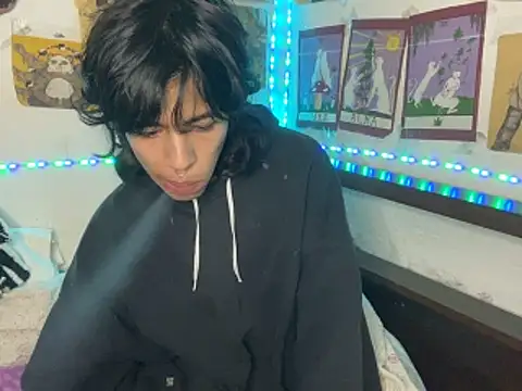 kirito kun online show from 04/23/26, 05:36