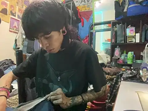 kirito kun online show from 04/01/26, 05:09