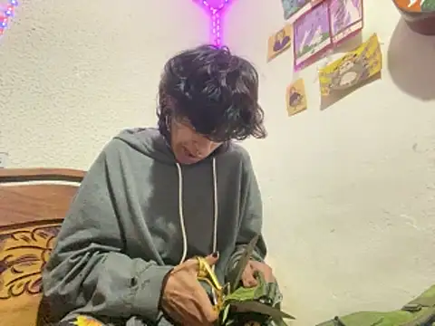 kirito kun online show from 03/29/26, 10:44