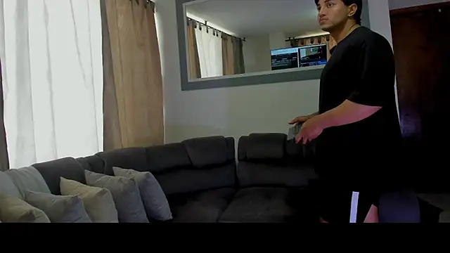 boys blackandwhite online show from 04/02/26, 07:53