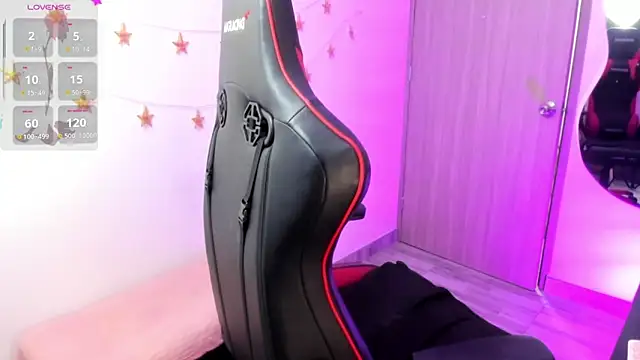 LindaSilverstone online show from 04/13/26, 11:42