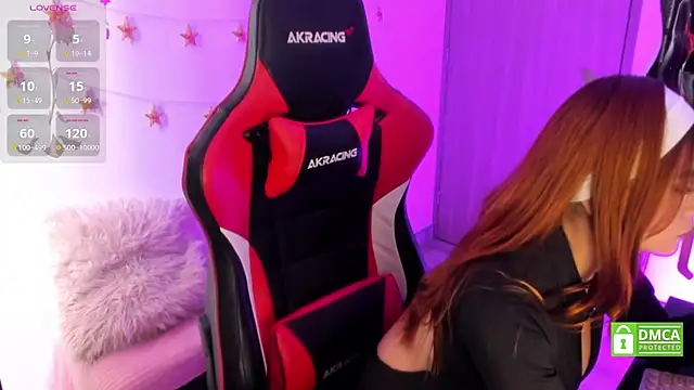 LindaSilverstone online show from 03/26/26, 08:18