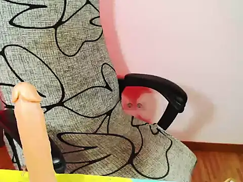Hannah Kiim online show from 04/22/26, 03:30