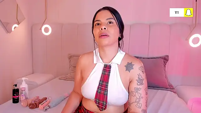 riri candy online show from 12/15/25, 03:45