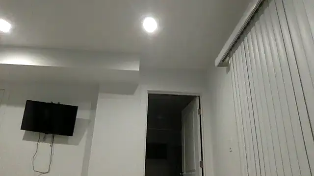 Snapshot of TheDaddy005 chatting on 03/09/25, 02:39 TheDaddy005 online show from 03/09/25, 02:39