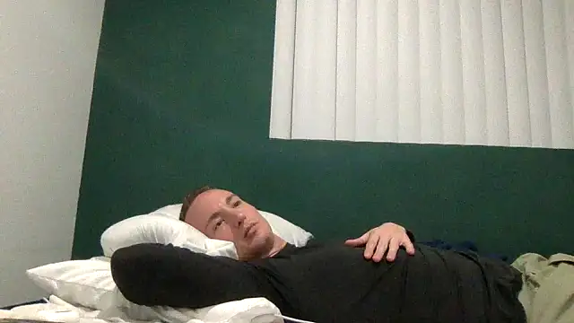 Snapshot of TheDaddy005 chatting on 03/08/25, 03:50 TheDaddy005 online show from 03/08/25, 03:50