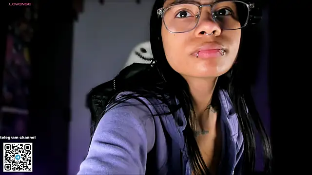 sofiafenty online show from 12/19/25, 11:01