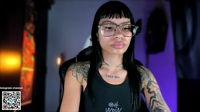 sofiafenty online show from 12/18/25, 08:01