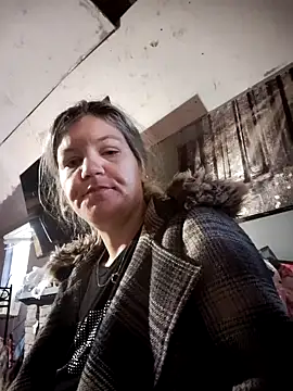 sexytattedbabe online show from 10/27/25, 05:58