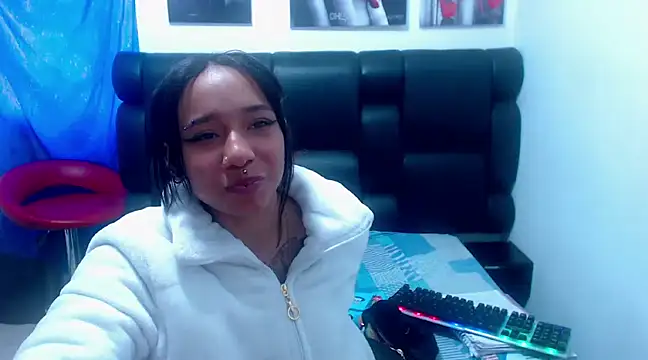 XxxReinaSexyBodyxxX777 online show from 03/11/25, 07:25