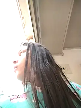 esmeralda jadees online show from 11/21/25, 08:08