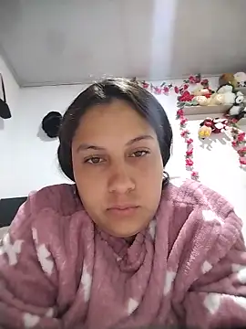 esmeralda jadees online show from 06/07/26, 12:43