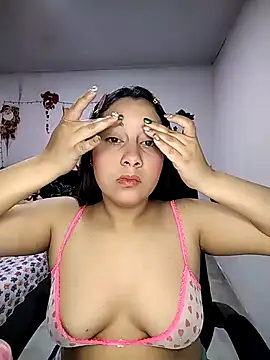 esmeralda jadees online show from 12/21/25, 06:31