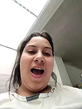 esmeralda jadees online show from 02/22/26, 05:47