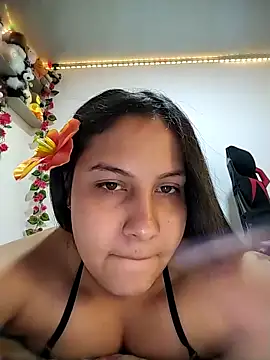 esmeralda jadees online show from 04/06/26, 07:59