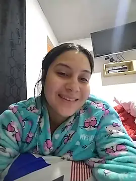 esmeralda jadees online show from 05/13/26, 01:18