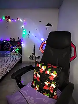 esmeralda jadees online show from 12/22/25, 09:15