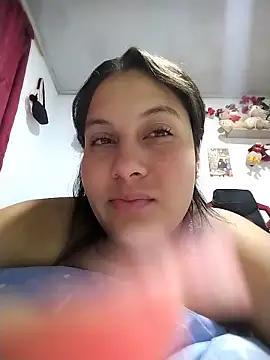 esmeralda jadees online show from 06/18/26, 11:15
