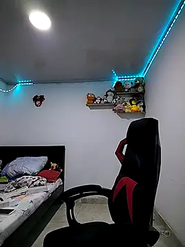 esmeralda jadees online show from 03/08/26, 09:45