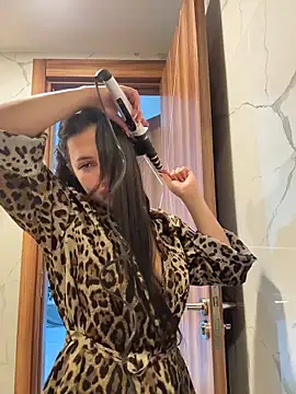 AleksandraRich online show from 11/28/25, 01:17