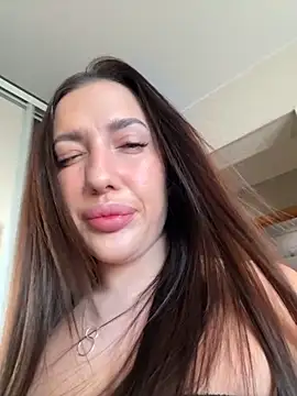 AleksandraRich online show from 10/25/25, 01:38