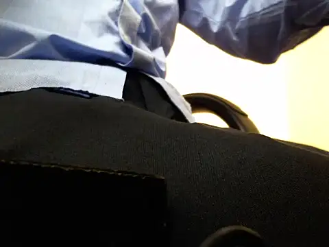 himvilohi08 online show from 10/27/25, 05:41