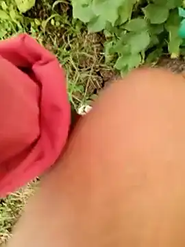 himvilohi08 online show from 10/24/25, 11:53