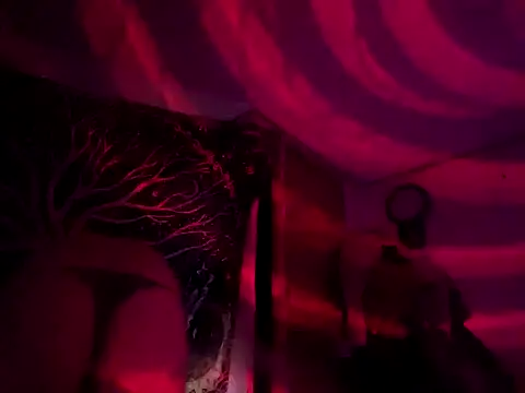 CREAMPlES online show from 12/21/25, 05:42