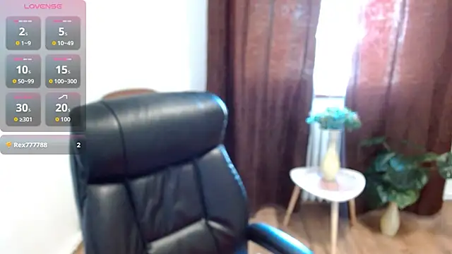 Snapshot of Diamond888 chatting on 06/27/26, 05:35 Diamond888 online show from 06/27/26, 05:35