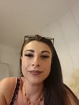 Moonlight-Temptation online show from 11/10/25, 01:05