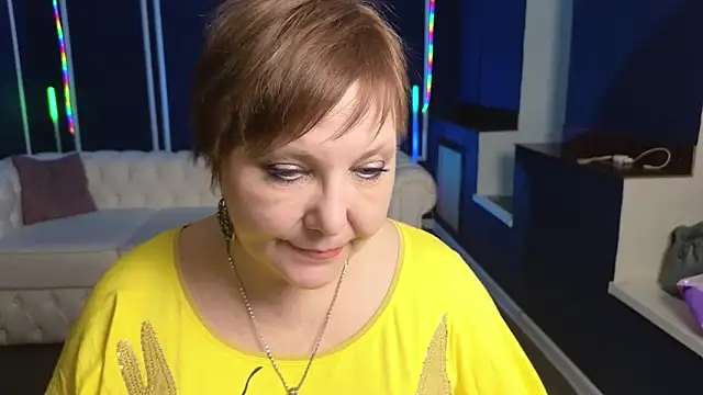 Kira Kenet online show from 03/12/25, 12:09