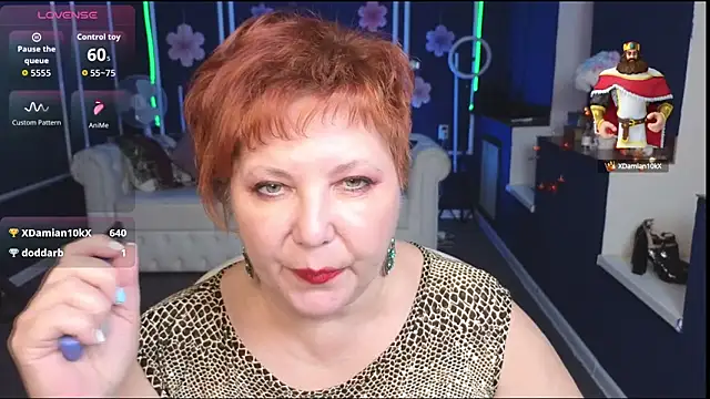 Kira Kenet online show from 10/10/25, 02:40