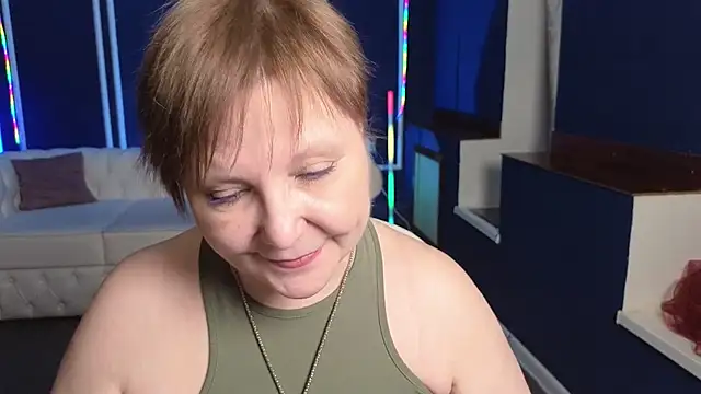 Kira Kenet online show from 03/12/25, 10:28