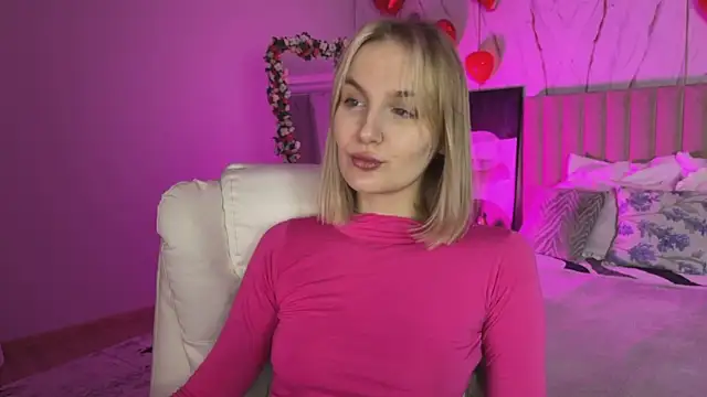  Vikky Moon  online show from 03/12/26, 01:00