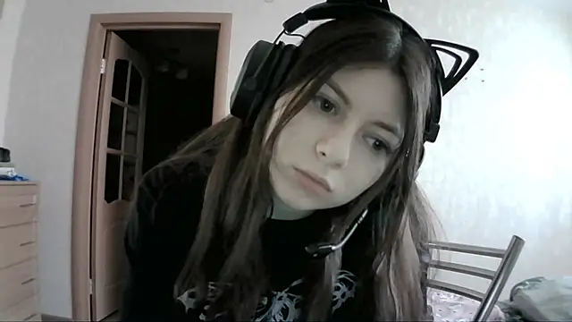 Snapshot of RendyDow chatting on 03/19/25, 07:29 RendyDow online show from 03/19/25, 07:29