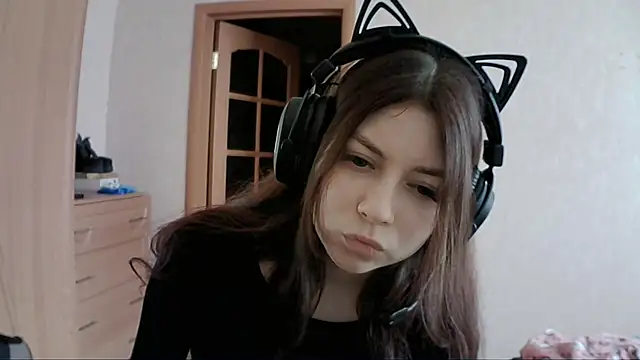 Snapshot of RendyDow chatting on 03/14/25, 08:53 RendyDow online show from 03/14/25, 08:53