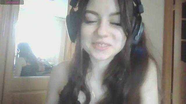 Snapshot of RendyDow chatting on 03/06/25, 11:58 RendyDow online show from 03/06/25, 11:58