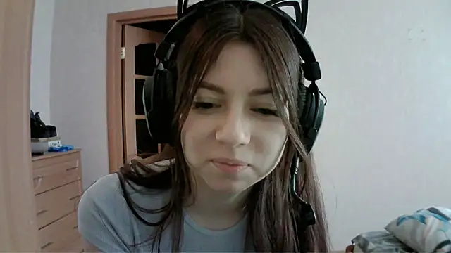 Snapshot of RendyDow chatting on 03/11/25, 09:24 RendyDow online show from 03/11/25, 09:24
