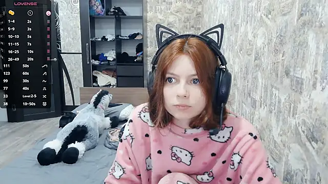 Snapshot of RendyDow chatting on 12/20/25, 08:28 RendyDow online show from 12/20/25, 08:28