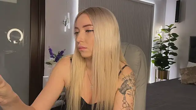 OhMyEmma online show from 01/14/26, 01:20